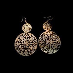 2 round circles gold earrings